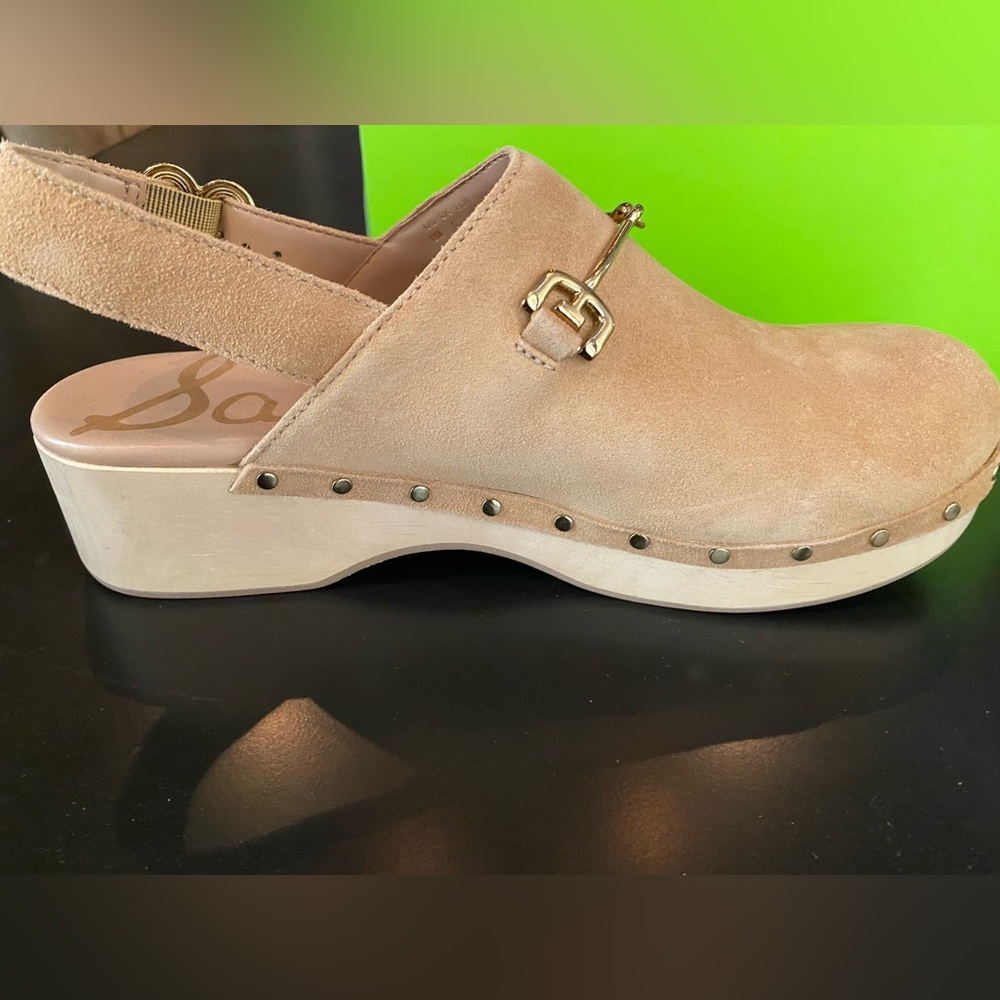 Sam Edelman Hilda Clogs Sesame Suede. Brand new with box.